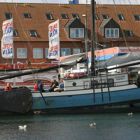 Baltic Koelln Отель 3*